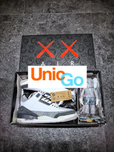 Cargar imagen en el visor de la galería, Jordan 3 Retro Kaws ft. Bespoke