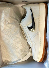 Cargar imagen en el visor de la galería, Nike Air Force 1 Low Travis Scott (AF100)