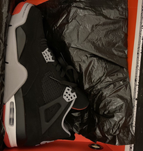 Cargar imagen en el visor de la galería, Jordan 4 Retro Bred (2019)