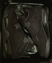 Cargar imagen en el visor de la galería, Jordan 4 Retro Black Cat (2020)