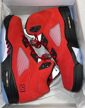 Cargar imagen en el visor de la galería, Jordan 5 Retro Raging Bull Red (2021)