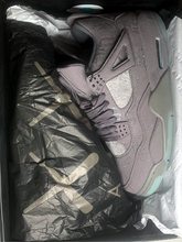 Cargar imagen en el visor de la galería, Jordan 4 Retro Kaws