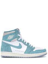 Cargar imagen en el visor de la galería, Jordan 1 Retro High Turbo Green